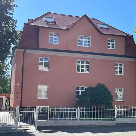 Apartment-Haus Landeskrone Dresden Exterior foto